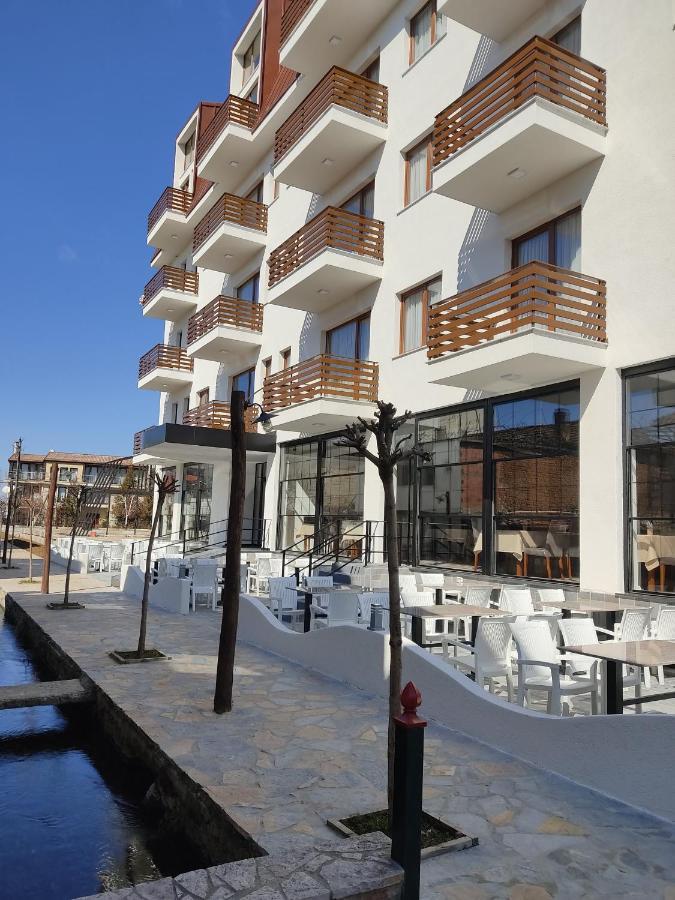 Grand Pogradec